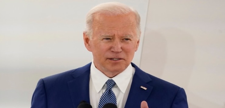 Biden viaja para conversaciones de la OTAN sobre Ucrania y anunciará más sanciones a Rusia
