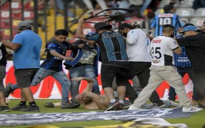 Batalla campal de hinchas en México deja 23 hospitalizados