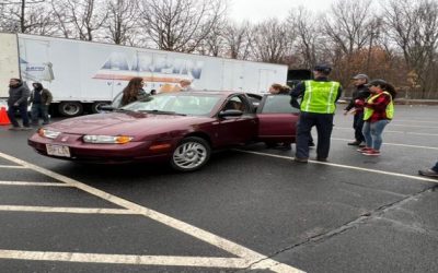 Cardi’s celebra con éxito recaudación para Ucrania.