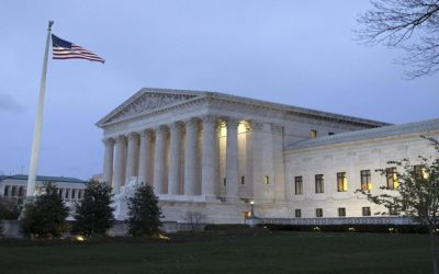 Muere el hombre que se prendió fuego delante del Tribunal Supremo de EE.UU.