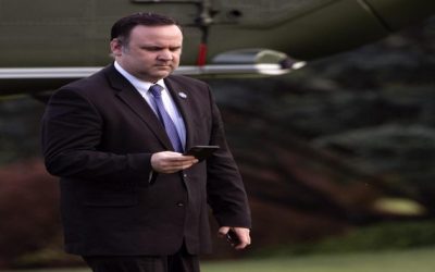 El Congreso de EEUU declara en desacato a dos exasesores de Trump