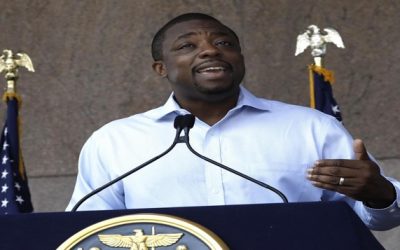 Renuncia el vicegobernador de Nueva York tras ser acusado de corrupción