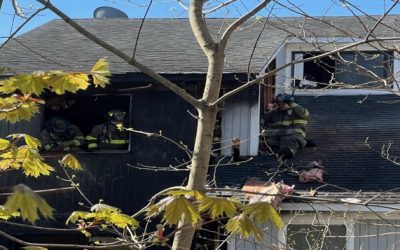 Incendio en Providence deja a 13 personas sin hogar.