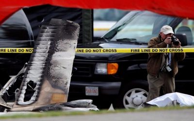 Una avioneta cae en un puente de Miami-Beach dejando al menos seis heridos