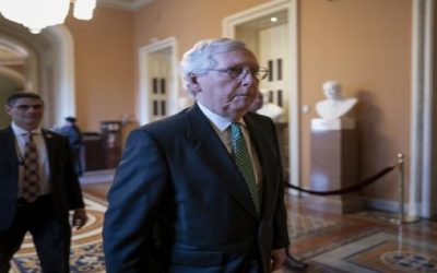 Senadores de EEUU se reúnen en Kiev con Zelenskyy