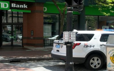 Policía Providence arresta a sospechoso asalto bancario.