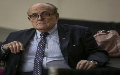 Panel de cámara baja interroga a Giuliani