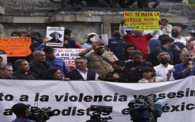 Asesinan a dos periodistas en México; van 11 en el año