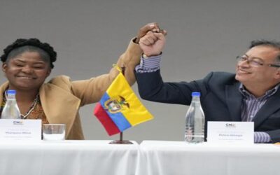 Colombia: Petro y Uribe se reúnen pese a hondas diferencias