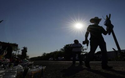 Costoso plan fronterizo en Texas no frena cruces migrantes