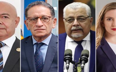 Presidente de Ecuador cambia a cuatro ministros