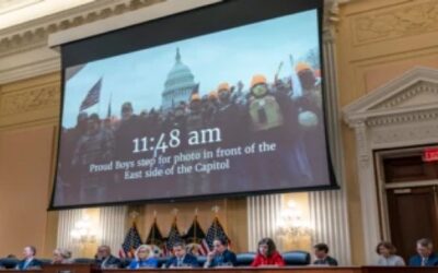 Comité del 6 de enero escuchará sobre presuntos vínculos de grupos extremistas con Trump