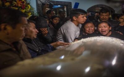 México: inician funerales por migrantes muertos en Texas