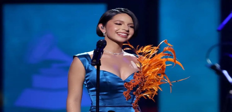 Incluyen a Ángela Aguilar en distinguida lista de líderes mexicanos