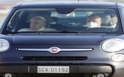 El papa visita Canadá para acercarse a pueblos indígenas