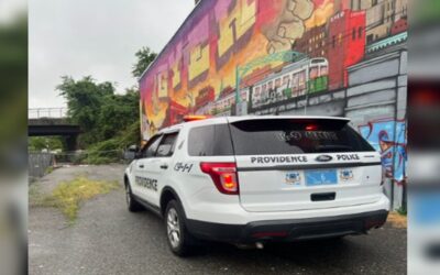 Policía de Providence investiga robo en el Cadillac Lounge.