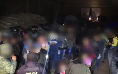 Autoridades hallan a 225 migrantes ocultos en bodega en México