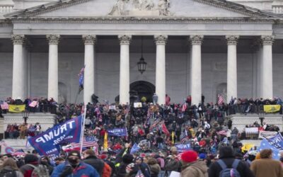 Siete años de cárcel para el primer condenado en el juicio por el asalto al Capitolio de EE.UU.