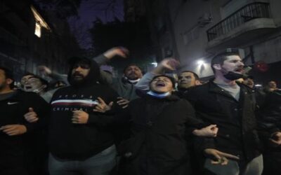 Policía cerca barrio donde reside Fernández de Kirchner