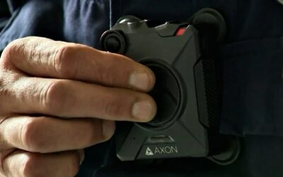 16 agentes policía Warwick empiezan desde hoy a usar cámaras corporales.