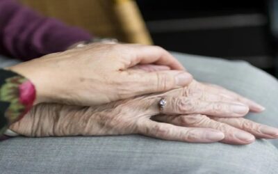 La pandemia redujo la esperanza de vida en Estados Unidos casi un año