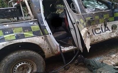 Mueren siete policías en Colombia en ataque con explosivos