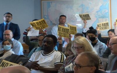 Comisión Utilidades Públicas aprueba aumento tarifas gas y electricidad.