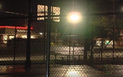 Policía Central Falls investiga tiroteo que dejó 2 heridos.