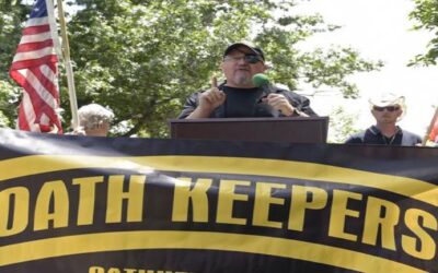 Oficiales, militares y policías de EEUU, en lista de milicia