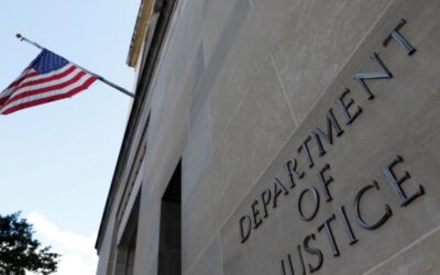 Unos 40 exasesores de Trump citados a declarar en investigación por injerencia electoral, según el NYT