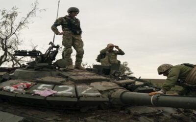 Ucrania consolida sus líneas con tanques capturados a Rusia