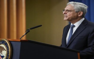 Garland nombra fiscal especial para pesquisas de Trump