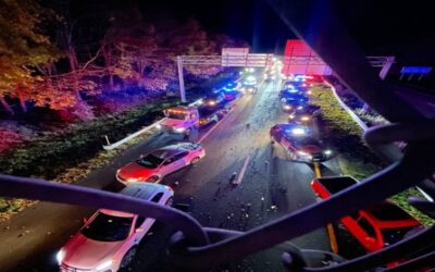 Choque múltiple deja 8 heridos en la I-195