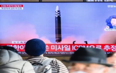 Corea del Norte lanza misil balístico intercontinental con alcance para llegar a Estados Unidos