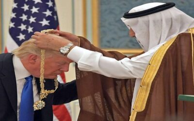 Ordenan buscar los obsequios costosos que Donald Trump recibió de líderes extranjeros durante su mandato