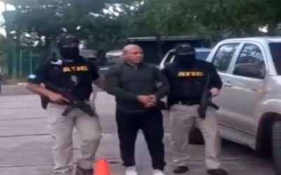 Arrestan a alcalde hondureño por dirigir banda de sicarios