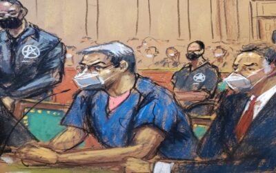 Hondureños gritan “narcotraficante” al expresidente Hernández en el tribunal