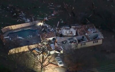 Enorme tormenta invernal causa tornados en el sur de EEUU