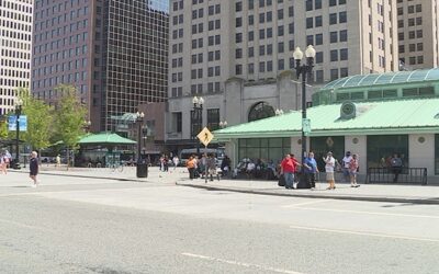 Activistas piden que personal RIPTA y agentes policía de Providence lleven Naloxona para asistir a personas con sobredosis drogas.