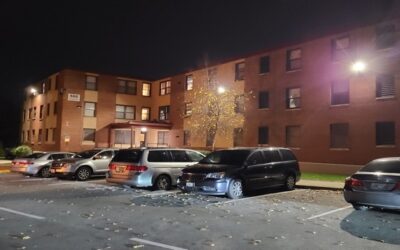 Providence : Mujer herida en tiroteo, policía busca sospechoso.