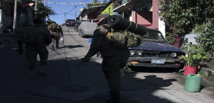 Miles de efectivos cercan la periferia este de San Salvador