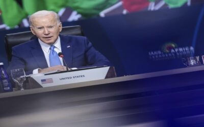 Biden desclasifica miles de documentos sobre el asesinato de Kennedy