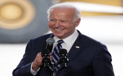 Sondeo AP: 55% desaprueba trabajo de Biden como presidente