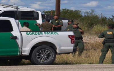 DPS de Texas captura a un grupo de traficantes de personas en una casa de seguridad