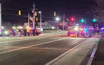 Mujer atropellada en Warwick sufrió heridas graves.