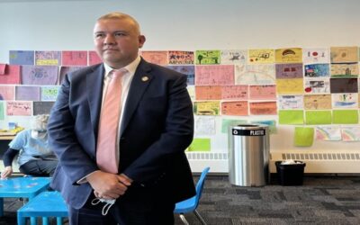 Nueva York refuerza sistema para solicitantes de asilo ante “incertidumbre”