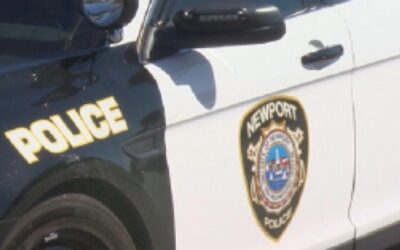 Masajista de Newport acusado de agredir sexualmente a cliente.