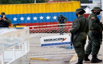 Maduro anuncia apertura total de frontera con Colombia