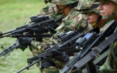 Mueren seis militares colombianos en choque con disidencias de las FARC