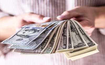 El salario mínimo subirá en enero de 2023 en 21 estados y 41 condados y ciudades